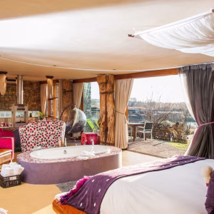 The Cradle Cave Romance (2 Nights) - Image 4